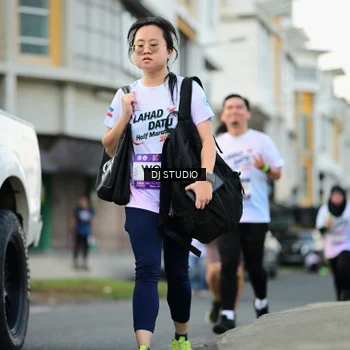Runner Photo 7913557