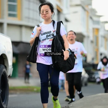 Runner Photo 7913568
