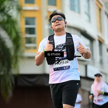 Runner Photo 7913570
