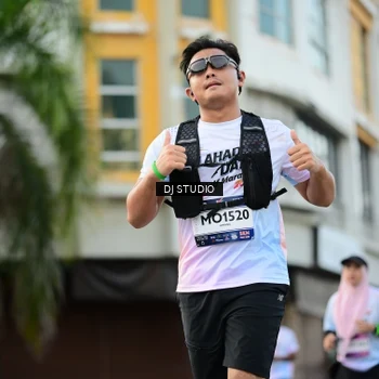 Runner Photo 7913574