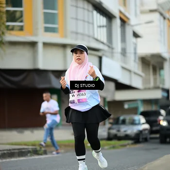 Runner Photo 7913583