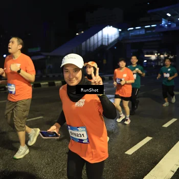 Runner Photo 7913591