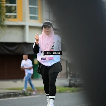 Runner Photo 7913596