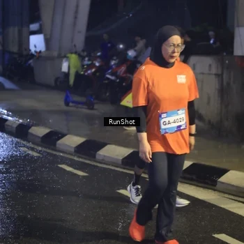 Runner Photo 7913606