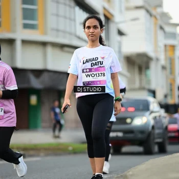 Runner Photo 7913618