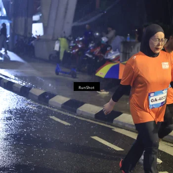 Runner Photo 7913620
