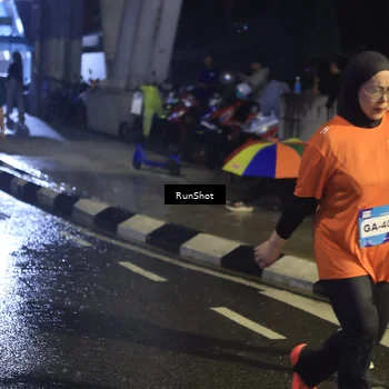 Runner Photo 7913621