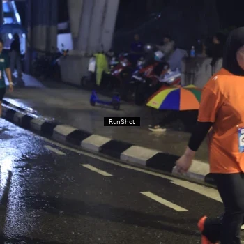 Runner Photo 7913623