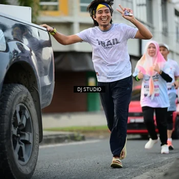 Runner Photo 7913625