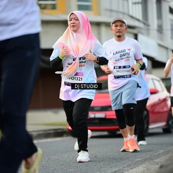 Runner Photo 7913640