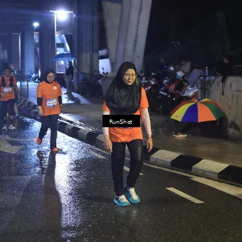 Runner Photo 7913641