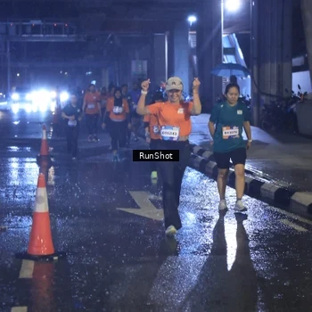 Runner Photo 7913642