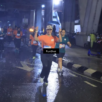Runner Photo 7913645