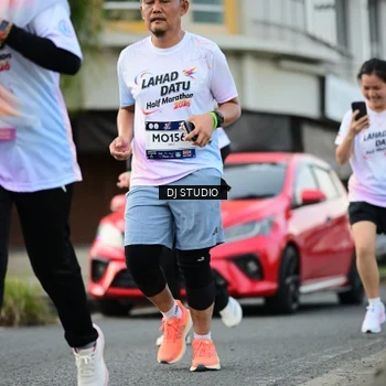 Runner Photo 7913654