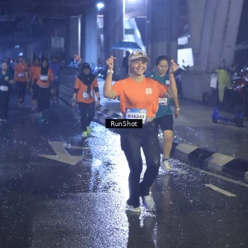 Runner Photo 7913655