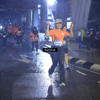 Runner Photo 7913659