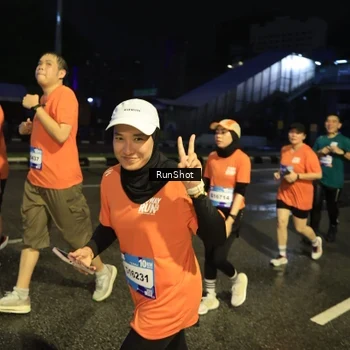 Runner Photo 7913660