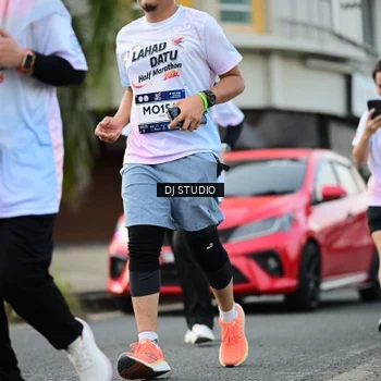 Runner Photo 7913663