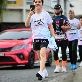 Runner Photo 7913669