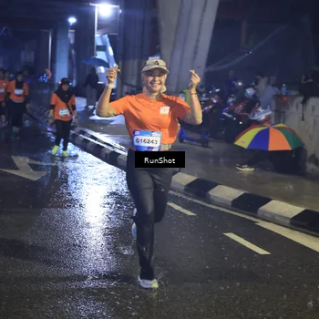 Runner Photo 7913680