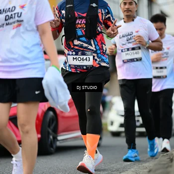 Runner Photo 7913682