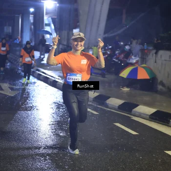 Runner Photo 7913684