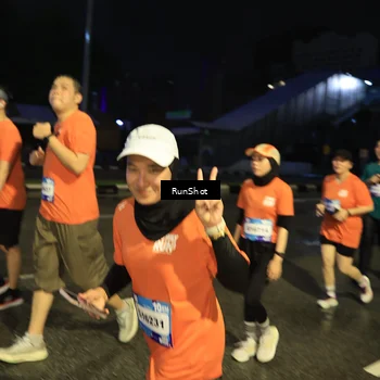 Runner Photo 7913686
