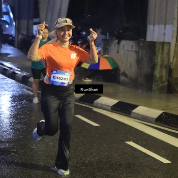 Runner Photo 7913696