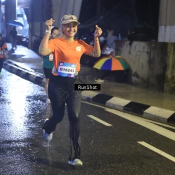 Runner Photo 7913698