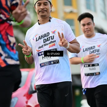 Runner Photo 7913701