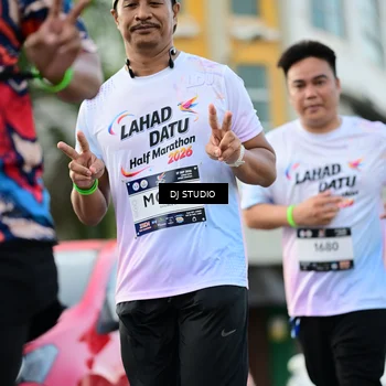 Runner Photo 7913702