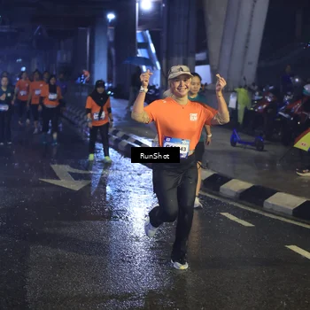 Runner Photo 7913707