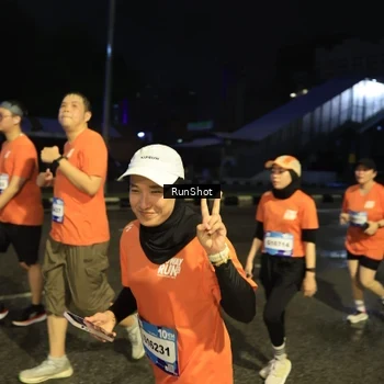 Runner Photo 7913710