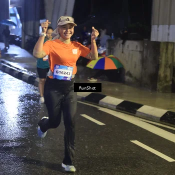 Runner Photo 7913731