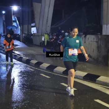 Runner Photo 7913741