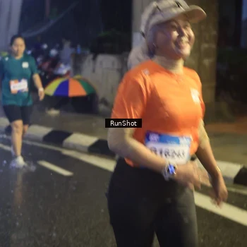 Runner Photo 7913756