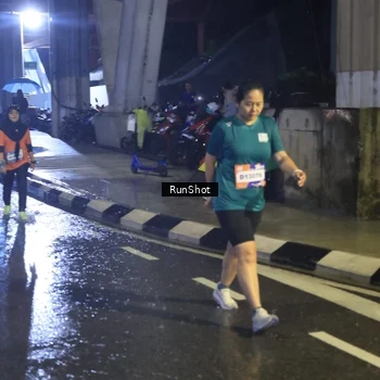 Runner Photo 7913763