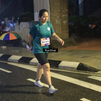 Runner Photo 7913765