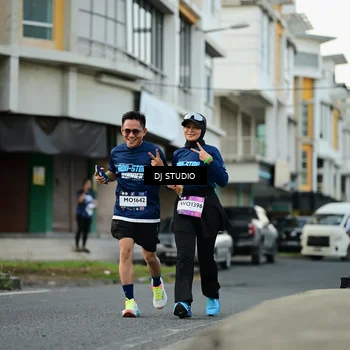 Runner Photo 7913778