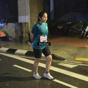 Runner Photo 7913781