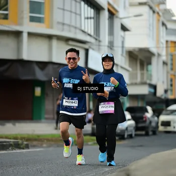 Runner Photo 7913786