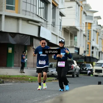 Runner Photo 7913788