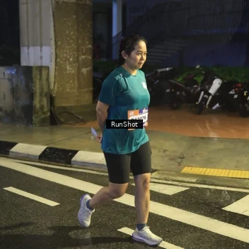 Runner Photo 7913791