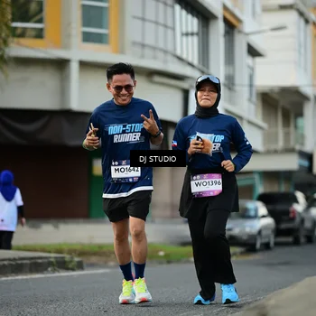 Runner Photo 7913792