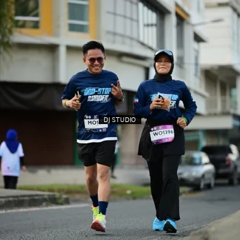 Runner Photo 7913794