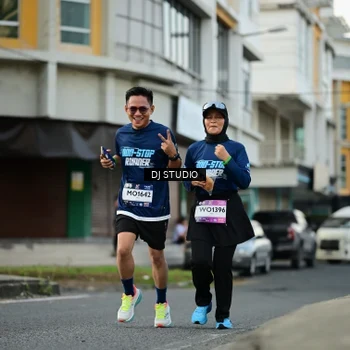 Runner Photo 7913798