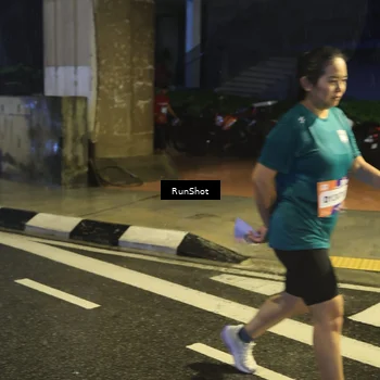 Runner Photo 7913799