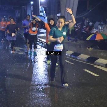 Runner Photo 7913814