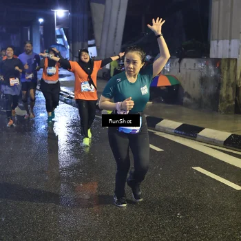 Runner Photo 7913823