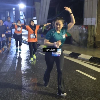 Runner Photo 7913830